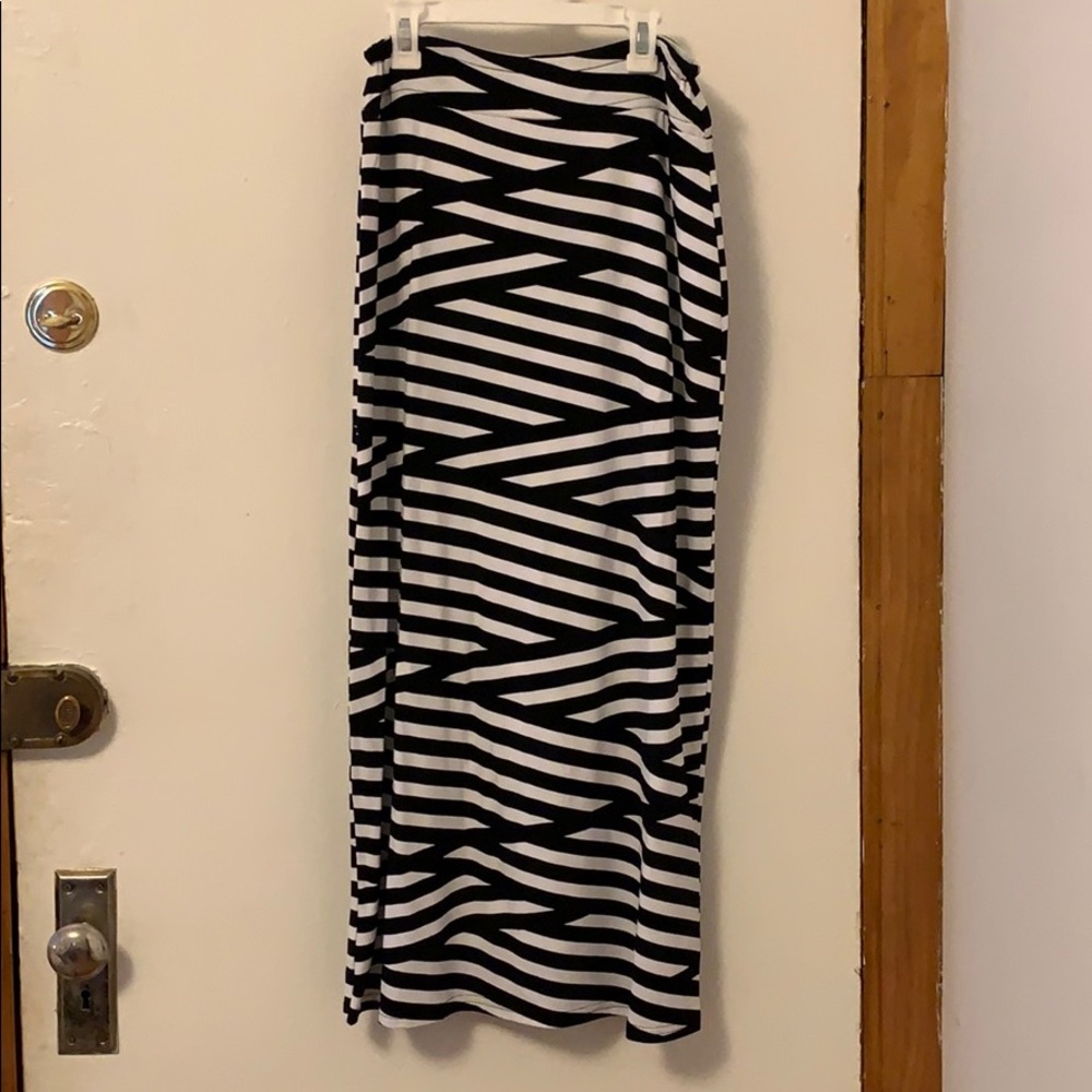 Striped maxi skirt
